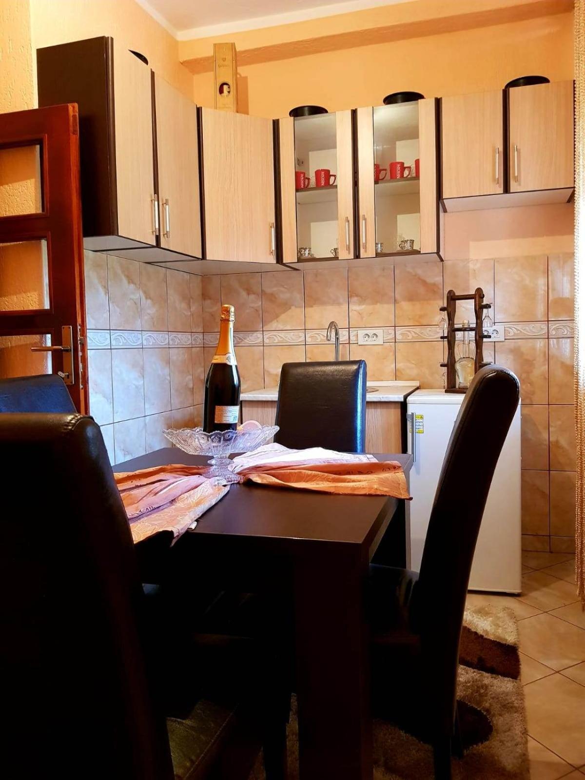 Apollon Home Apartments Bar Ngoại thất bức ảnh