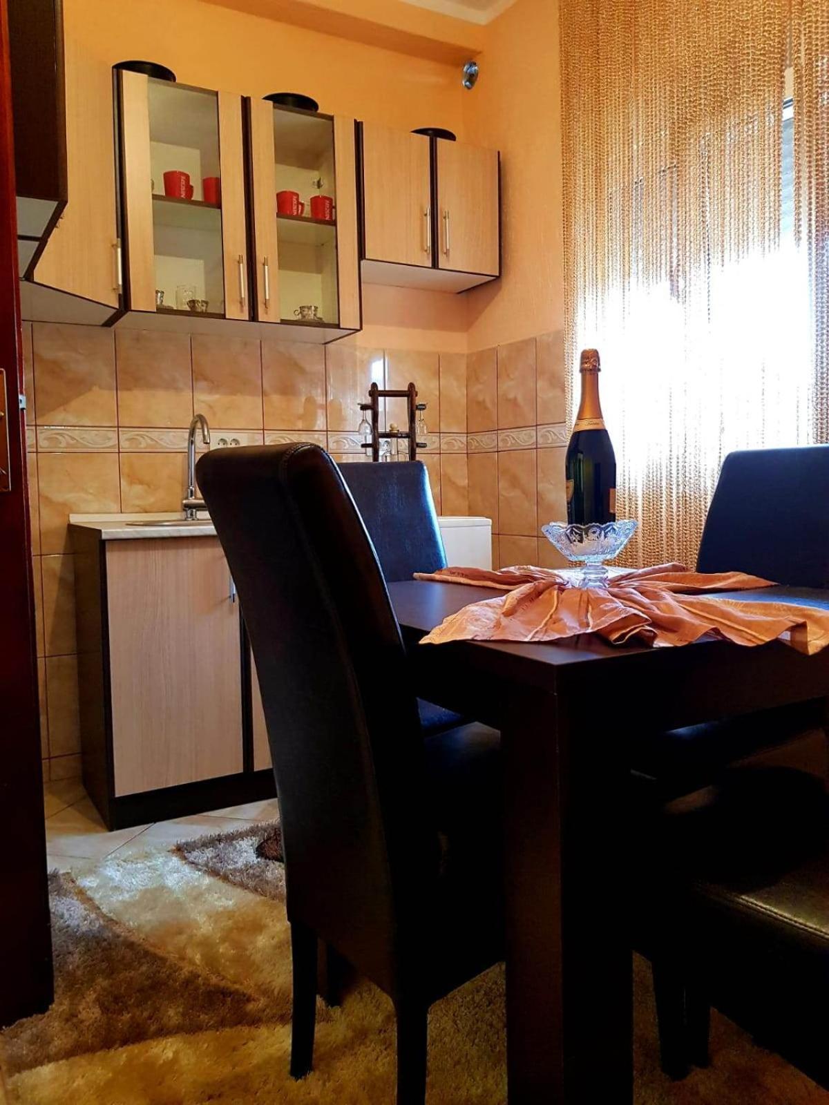 Apollon Home Apartments Bar Ngoại thất bức ảnh